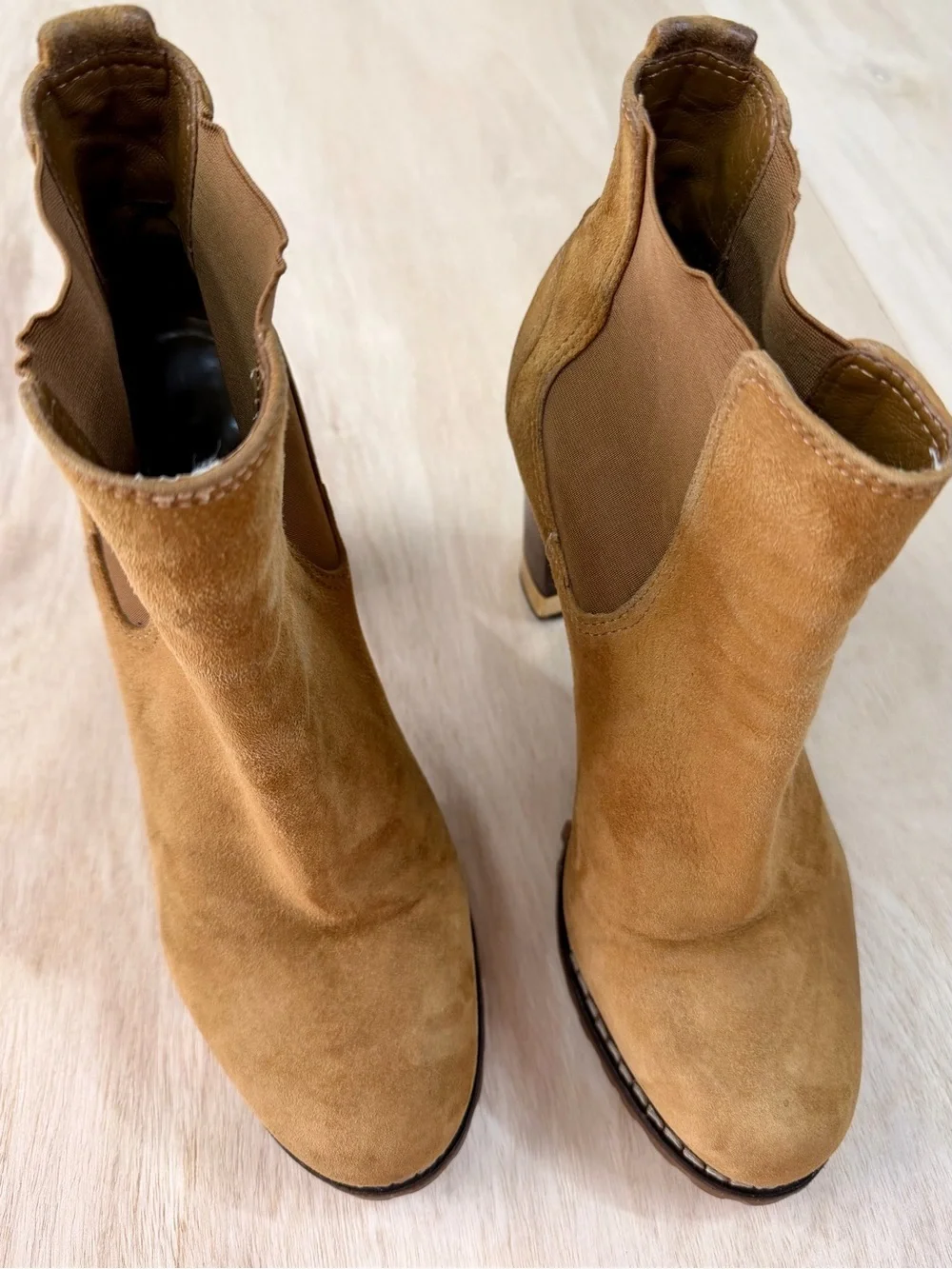 Tory Burch Virginia Luggage Suede Ankle Boots featuring a chunky lug - Size 7.5
